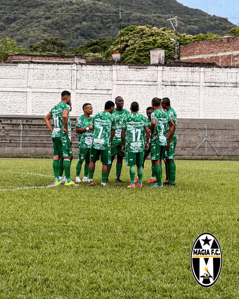 Instagram post from cdmagiafc. This post is in position 6.